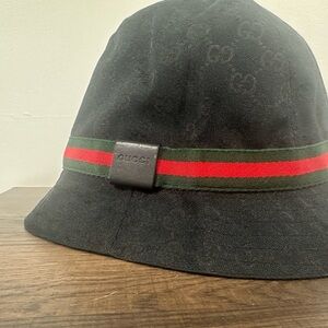 Gucci bucket hat unisex